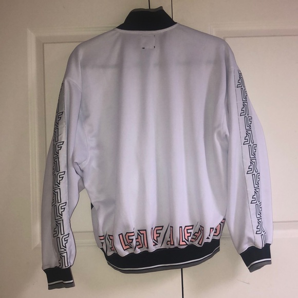 LF Jacket - Picture 3 of 4